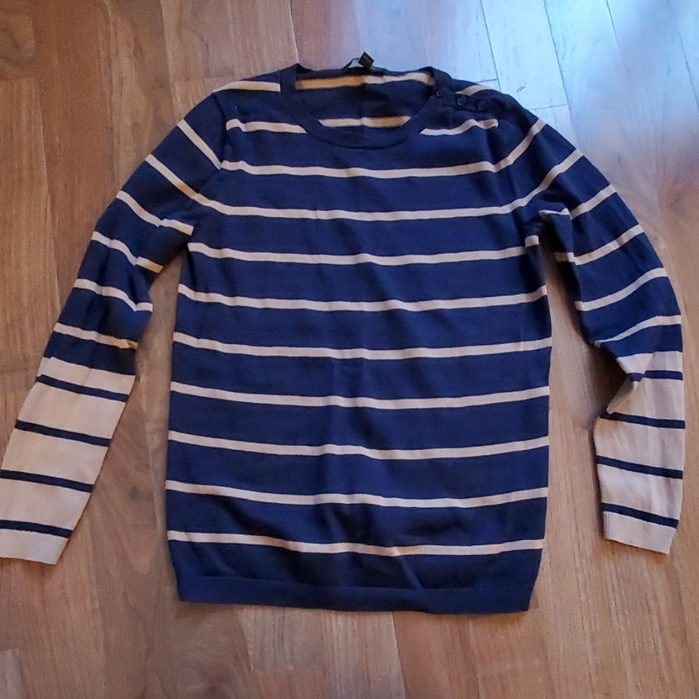 Banana Republic sweater